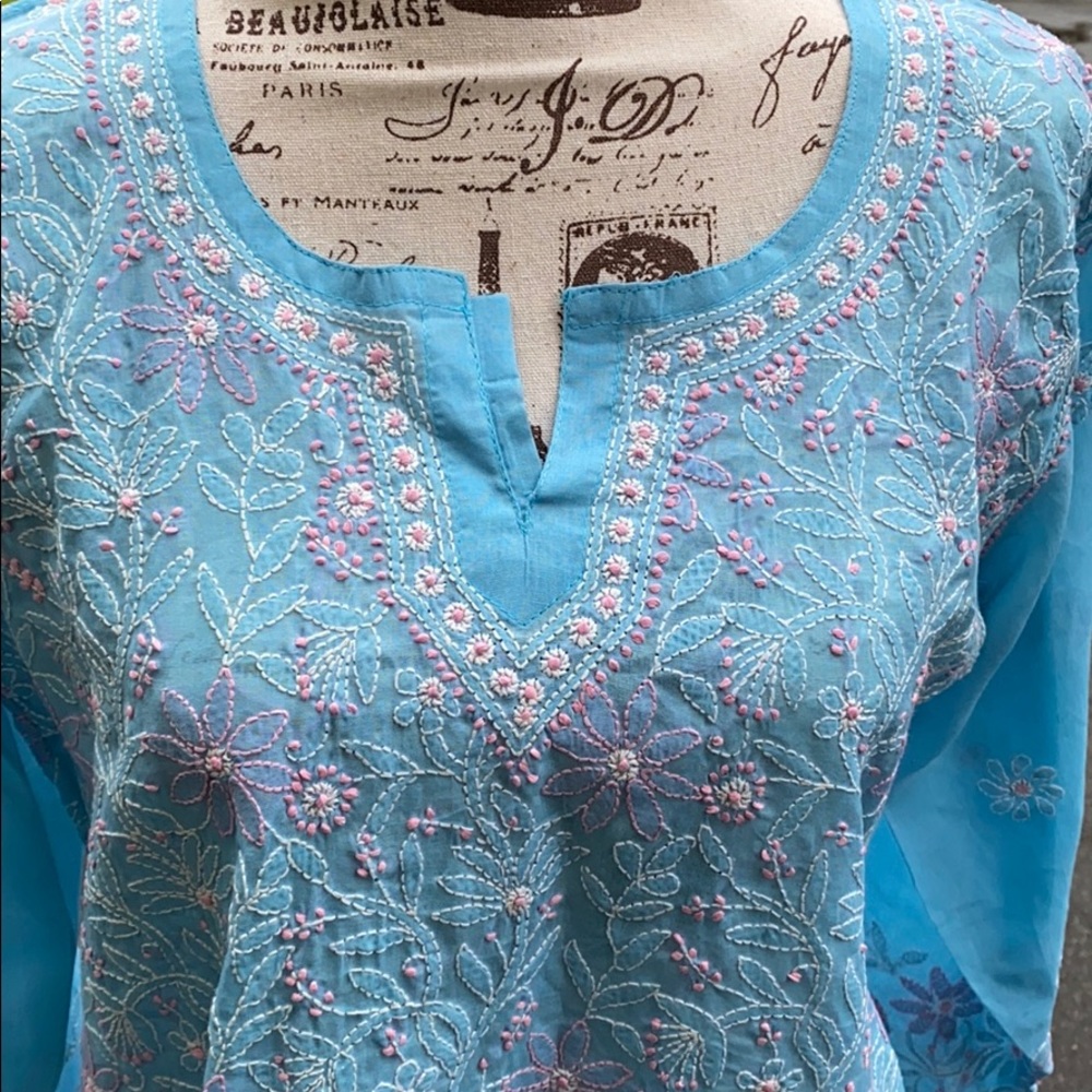 Beautiful Tunic Top Blouse—Blue with Pink Stitching—Size Small